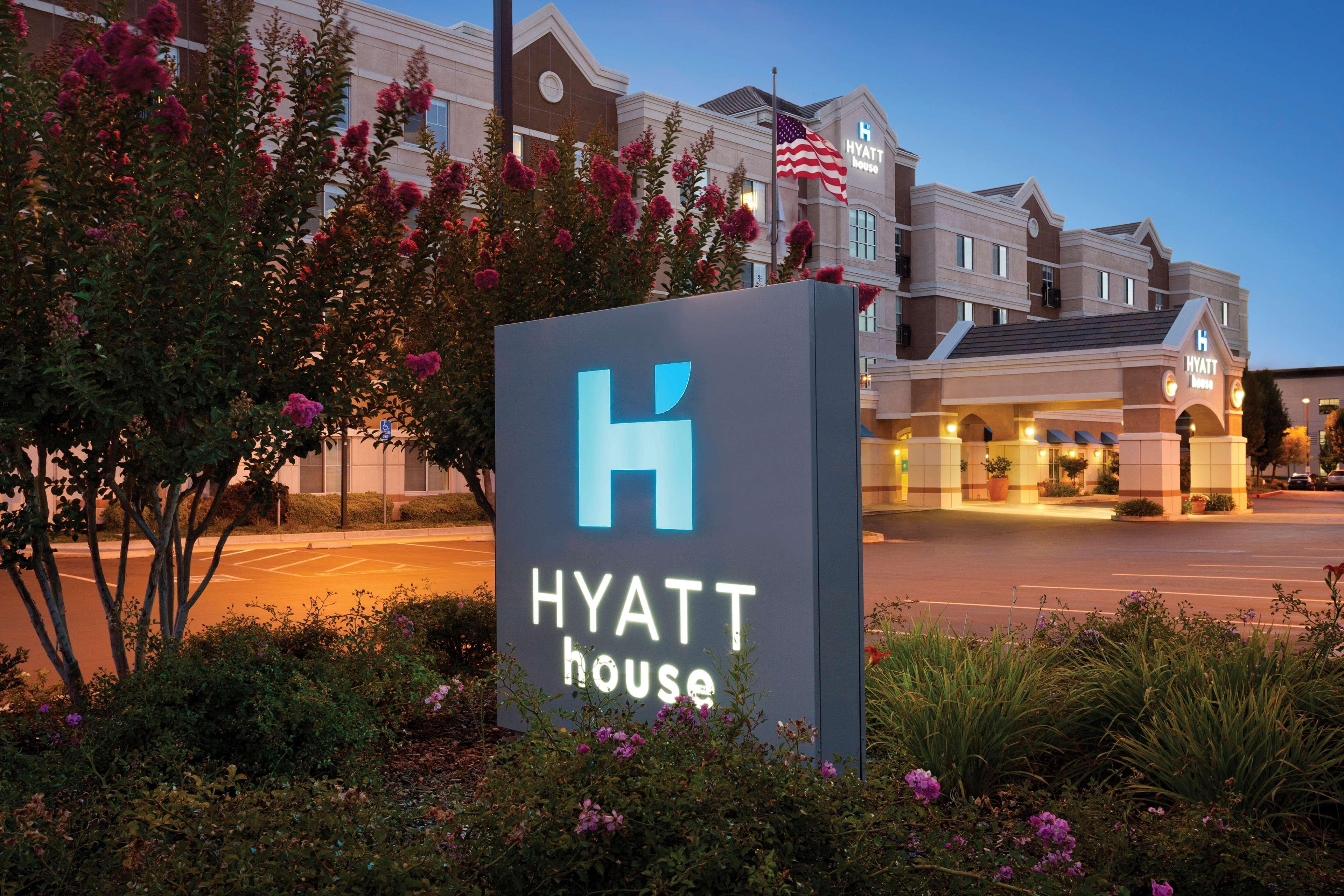 Hyatt House Pleasant Hill Hotel Buitenkant foto